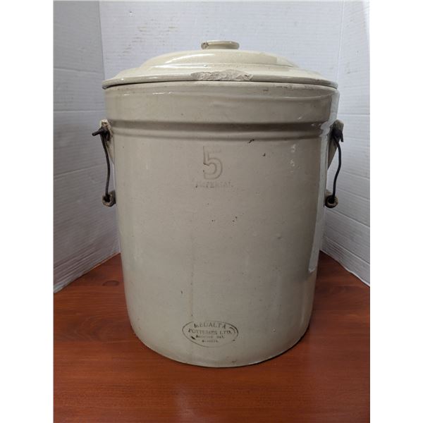 Medalta 5 Gallon crock, with lid. Chips on lid