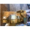 Image 4 : Outdoor Home & Garden Lot: Balcony Guard, Lantern, Rake