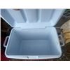 Image 5 : Coleman and Rubbermaid Chest Coolers