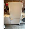 Image 1 : Kenmore Refrigerator with Bottom Freezer