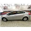Image 23 : PARKSVILLE - 2016 KIA FORTE GRAY 250545 KMS - 448422-2