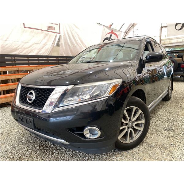 PARKSVILLE - 2015 NISSAN PATHFINDER BLACK 197243 KMS - 659130-2