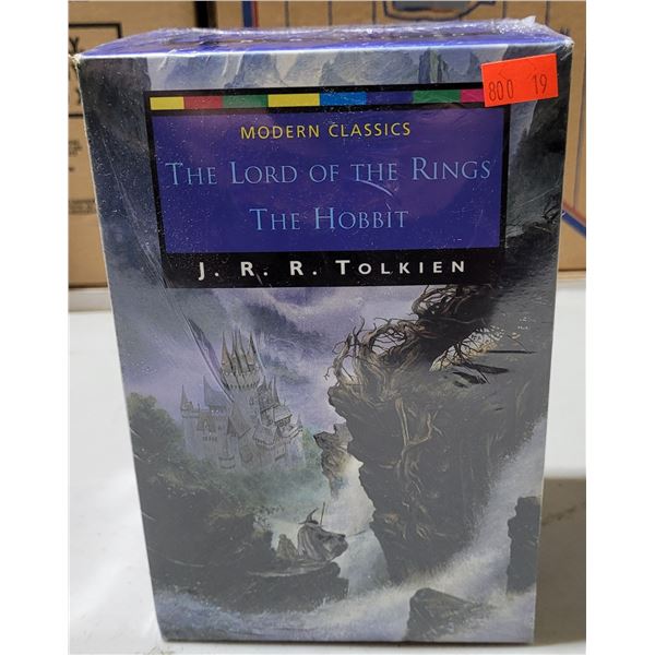 Modern Classics The Lord of The Rings & The Hobbit Book Set by JRR Tolkien