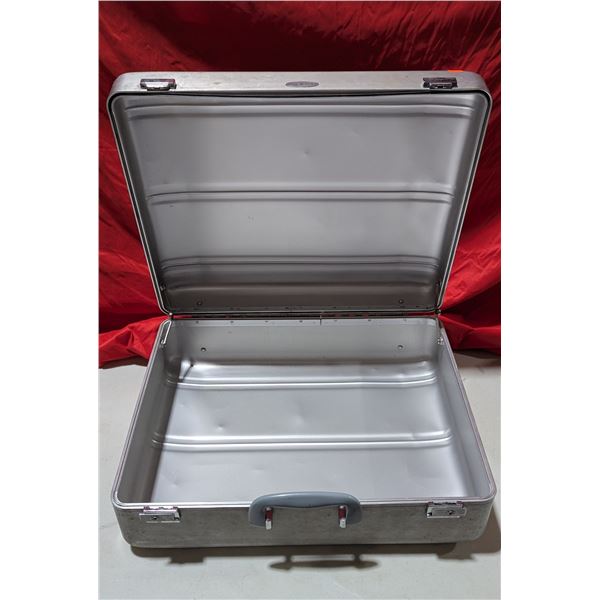Case Master Aluminum Suitcase