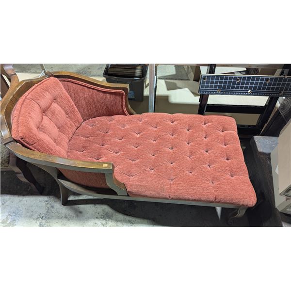 Victorian-Style Upholstered Chaise Lounge