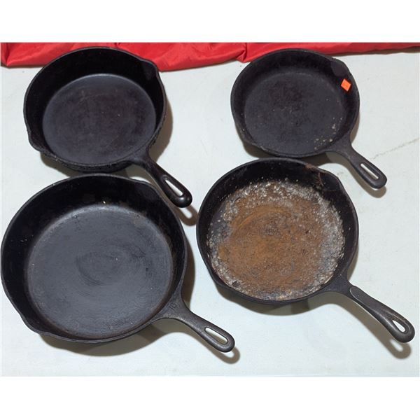 Cast Iron Pan Lot w/ Wagner, GSW, & More