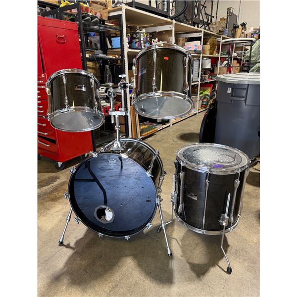 Yamaha Club Custom Drums