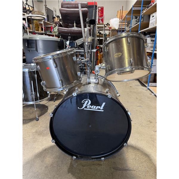 Pearl Forum Series Drums