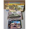 Image 1 : 3 Model Military Kits
