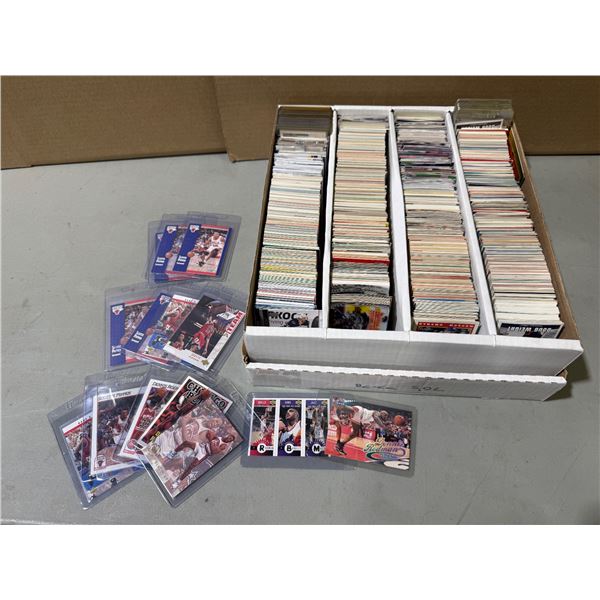 Assorted Sports Cards: Basketball & Hockey