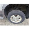 Image 17 : DUNCAN - 2006 FORD ESCAPE SILVER  303277 KMS - A10356