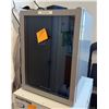 Image 1 : Frigidaire Cooler w/ Glass Door & Digital Temp Control