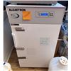 Image 1 : Photon Systems Instruments Algaetron Incubator