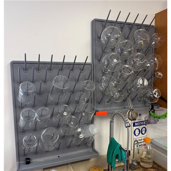 Qty 2 Drying Racks & Multiple Laboratory Glassware: Beakers & Flasks, Misc Sizes