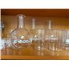 Image 6 : Multiple Flat-Bottomed Boiling Flasks, Beakers, Tube Racks, Strainers, etc Misc Sizes