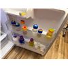 Image 10 : LG LTC20020W/05 Top Freezer Refrigerator (contents not included)