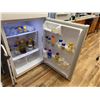 Image 2 : LG LTC20020W/05 Top Freezer Refrigerator (contents not included)