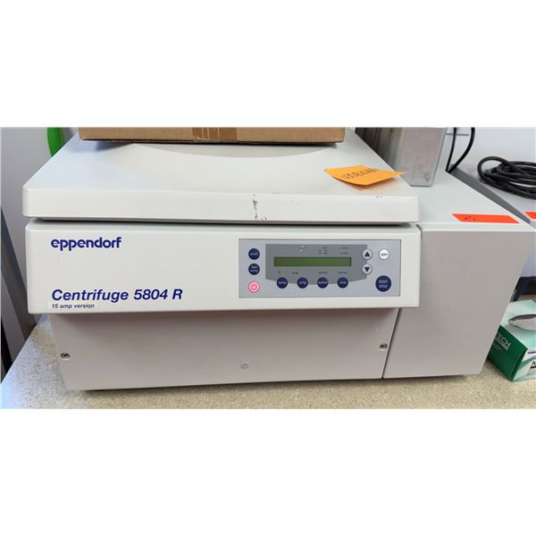 Eppendorf 5804 R Refrigerated Centrifuge w/ Digital Control Panel
