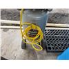 Image 4 : Husky 20 Gallon Silent Air Compressor