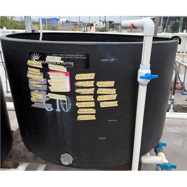 LightManufacturing Black Commercial Water Tank 61" Dia, 35"H