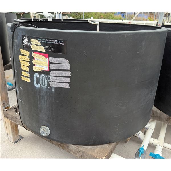 LightManufacturing Black Commercial Water Tank 61" Dia, 35"H