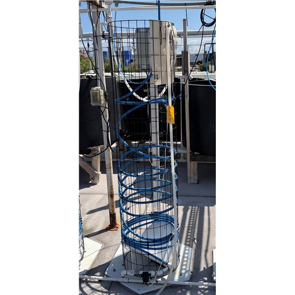 Aquaculture Photobioreactor Protective Wire Mesh Frame 16" Dia, 72"H