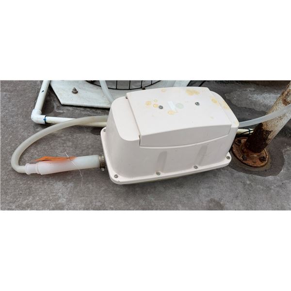 Nitto Kohki LA-120-A1108-E1-0511 Medo Blower Linear Piston Air Pump
