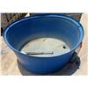 Image 1 : Blue Commercial Aqua Tank 92"dia, 37"H