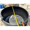 Image 6 : Black Commercial Aqua Tank 65" Dia, 33"H