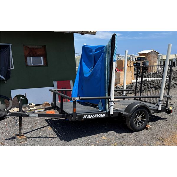 Karavan Utility Single Axle Towable Trailer w/ Wooden Deck, Mesh Ramp & PVC Posts 125" x 64"