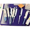 Image 5 : Multiple ONiLAB Single-Channel Manual Adjustable Micropipettes & Disposable Pasteur Pipets