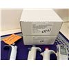 Image 7 : Multiple ONiLAB Single-Channel Manual Adjustable Micropipettes & Disposable Pasteur Pipets