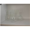 Image 2 : Multiple Flat-Bottomed Boiling Flasks, Beakers, Some Stoppers, Drying Racks, etc Misc Sizes