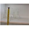 Image 3 : Multiple Flat-Bottomed Boiling Flasks, Beakers, Some Stoppers, Drying Racks, etc Misc Sizes