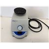 Image 2 : Fisher Scientific 02215414 Fisherbrand Analog Vortex Mixer
