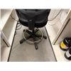 Image 7 : Rolling Office Chair w/ Footrail, Upholstered Seat & Mesh Back