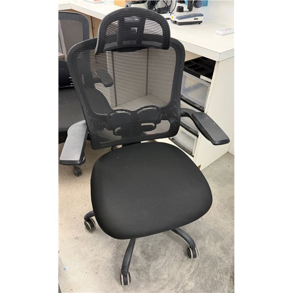 Landomia Rolling Office Chair w/ Upholstered Seat & Mesh Back