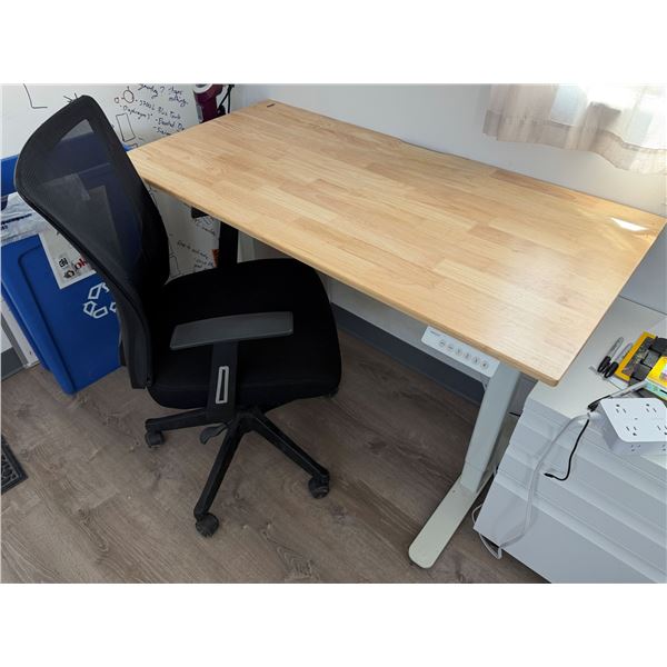 Innovar Adjustable Height Desk & Rolling Office Chair 47" x 24"