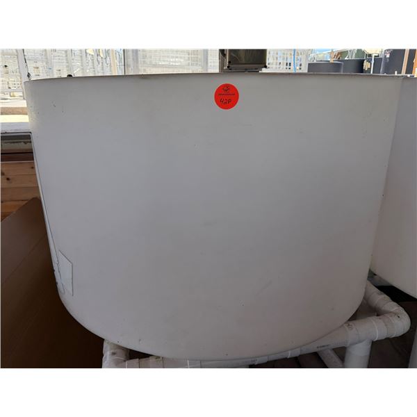 White Commercial Aqua Tank 60" Dia, 36"H