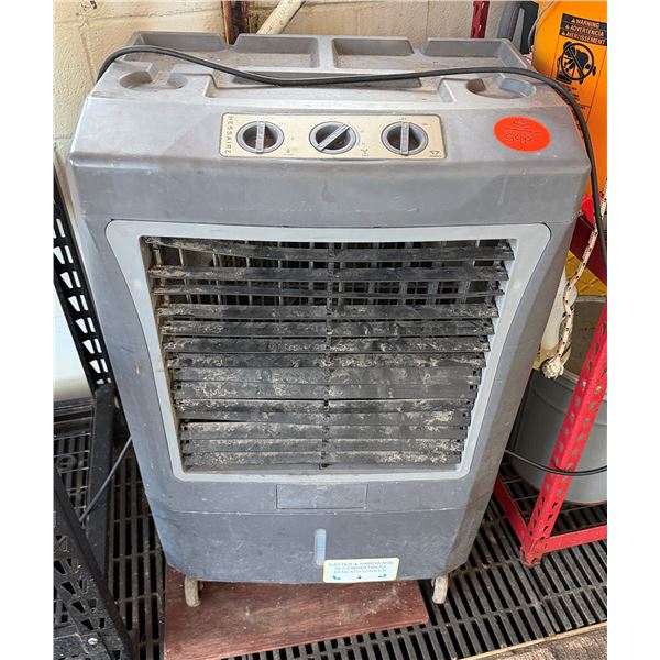 Hessaire MC37V Mobile Evaporative Cooler