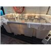 Image 7 : Commercial Oval Stock Tank 76" x 32"