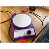 Image 5 : LE8S Orbital Shaker & HYCC Magnetic Stirrer