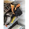 Image 3 : Multiple Ratchets & Tie Down Straps