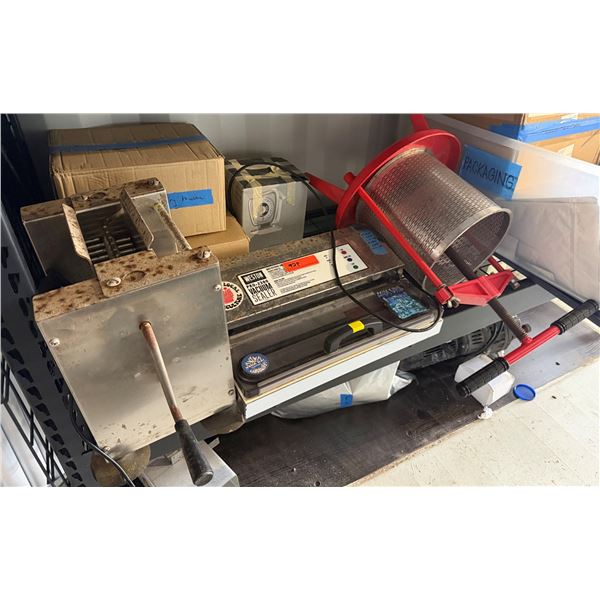 Weston Pro-2300 Vacuum Sealer, Press, etc