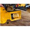 Image 6 : DeWalt DCE100 Blower, DCV501HTY2 Vacuum & DCE512 Fan (no batteries)