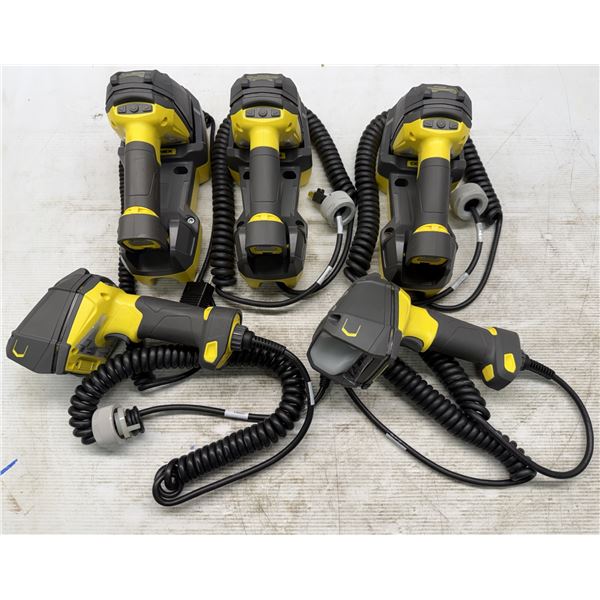 (5) Cognex #825-20152-001 / DM8700DX-BT Handheld Barcode Reader w/#821-20128-002 Base Stations