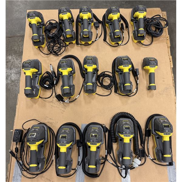 Lot of (15) Cognex #825-20152-001/DM8700DX-BT Handheld Barcode Readers w/#825-20154-003/DMB8700-RS