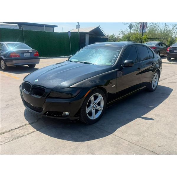 BMW  328I 2011 SALV T/DONATION