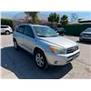 Image 2 : TOYT RAV4 2006 T-2 DAYS