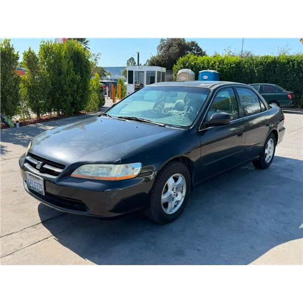 HOND ACCORD 1999 T-DONATION